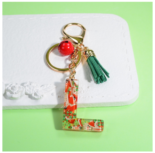 Fashion A-Z 26 Letters Keychains Christmas Tree Snowman Sequins Filling Resin Key Rings Women Bag Charms L