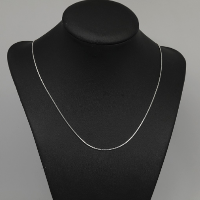 Silver R047 92.5 Italy Silver Ladies Necklace