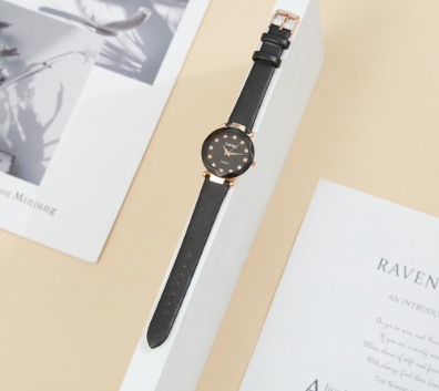 Casual Plain Metal Rhinestone Strap Quartz Watch