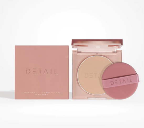 Detail Cosmetics Dream Skin in OAK