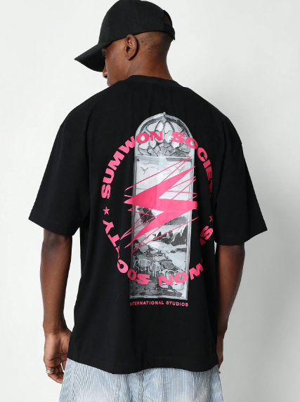 SUMWON Tee With Letter & Window Glass Graphic Print