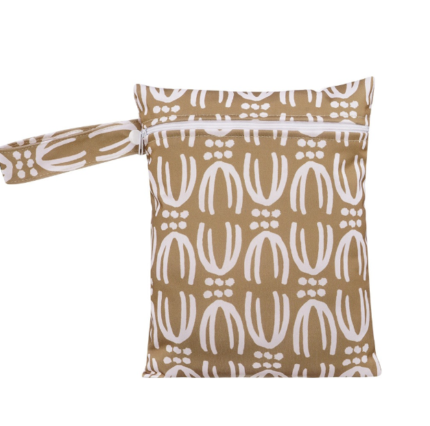 18x25cm Baby Diaper Bag Cartoon Print Wet Dry Bags Nappy Zipper Handbag Stroller Carry Pack Travel Outdoor Wet Diaper Storage Bags s20